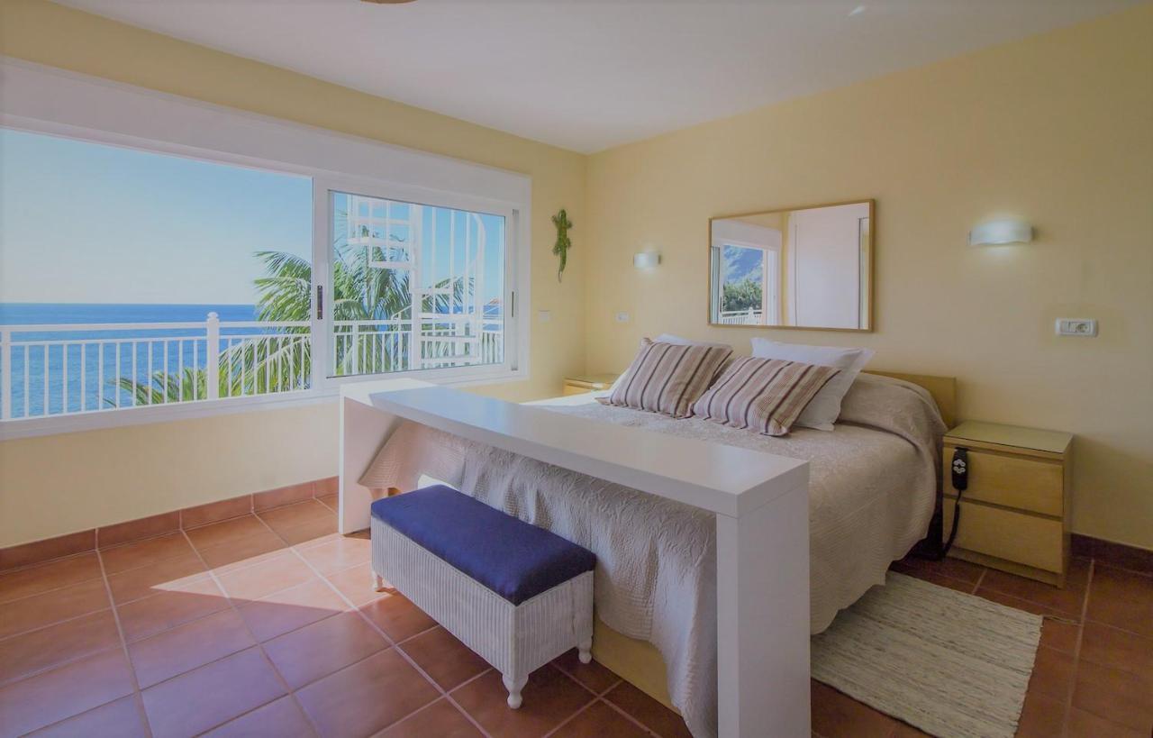 Villa In Protected Space In Front Of The Sea Los Realejos Exterior foto